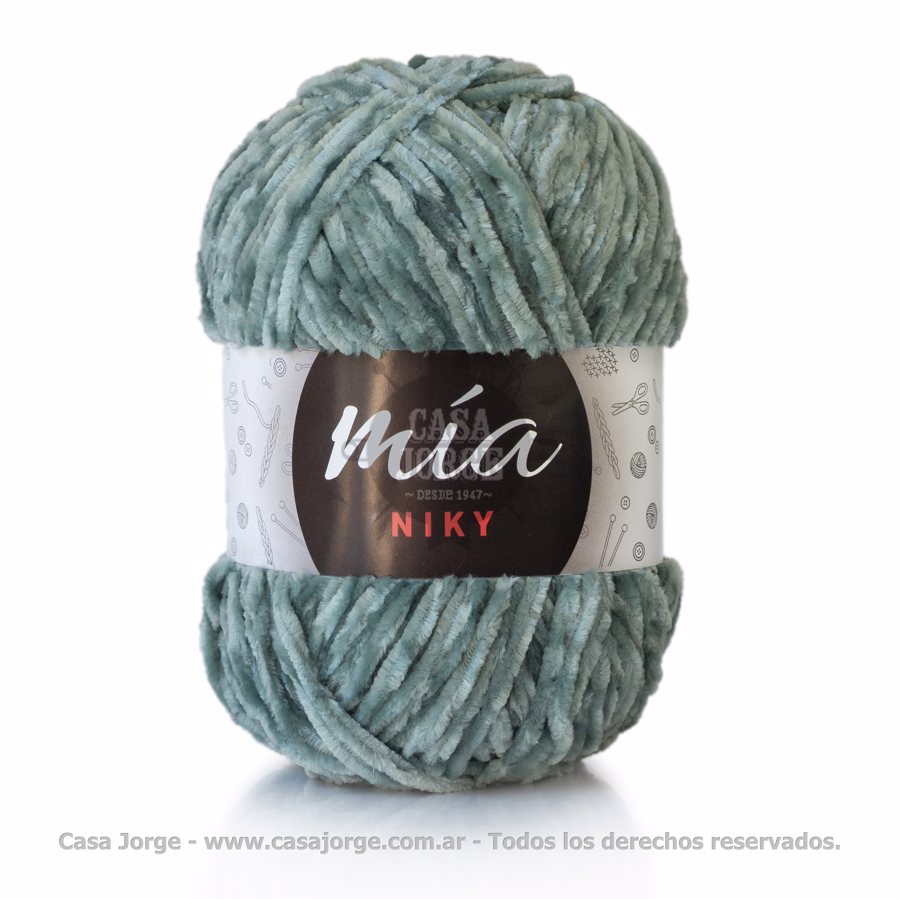 LANAS CHENILLE GRUESA NIKY PRESENTACION OVILLO DE 100 GRAMOS POR KILO